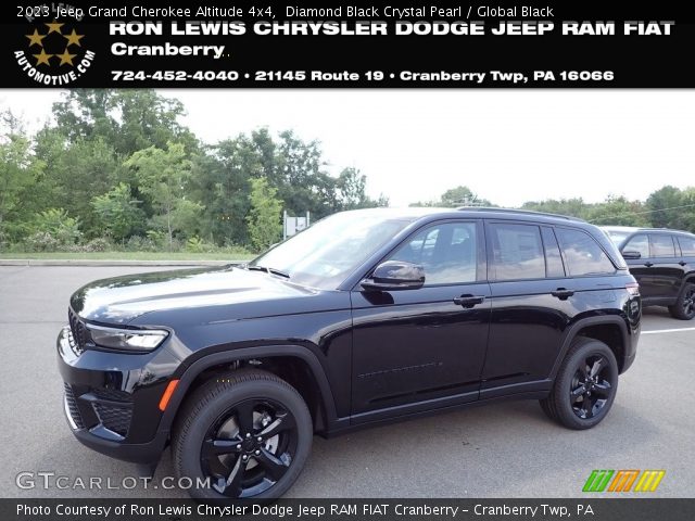 2023 Jeep Grand Cherokee Altitude 4x4 in Diamond Black Crystal Pearl