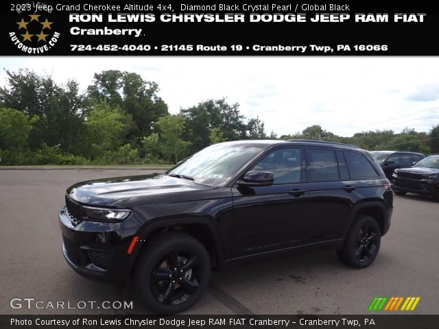 2023 Jeep Grand Cherokee Altitude 4x4 in Diamond Black Crystal Pearl