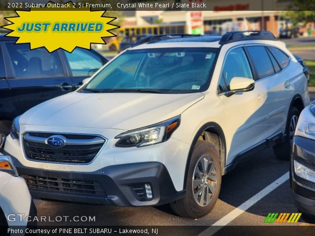 2022 Subaru Outback 2.5i Premium in Crystal White Pearl