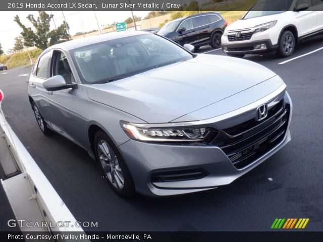 2019 Honda Accord LX Sedan in Lunar Silver Metallic