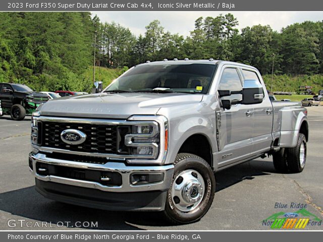 2023 Ford F350 Super Duty Lariat Crew Cab 4x4 in Iconic Silver Metallic