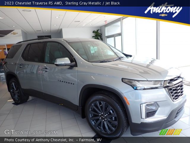 2023 Chevrolet Traverse RS AWD in Sterling Gray Metallic
