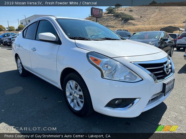 2019 Nissan Versa SV in Fresh Powder White