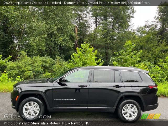 2023 Jeep Grand Cherokee L Limited in Diamond Black Crystal Pearl
