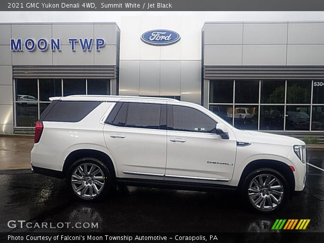 2021 GMC Yukon Denali 4WD in Summit White