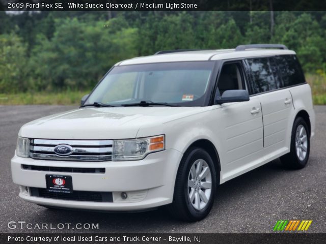 2009 Ford Flex SE in White Suede Clearcoat