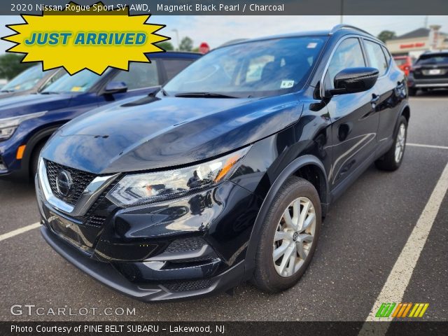 2020 Nissan Rogue Sport SV AWD in Magnetic Black Pearl