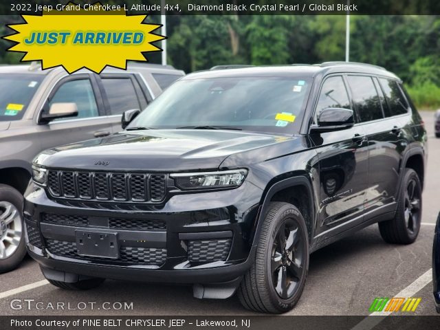 2022 Jeep Grand Cherokee L Altitude 4x4 in Diamond Black Crystal Pearl
