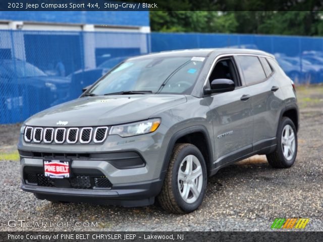 2023 Jeep Compass Sport 4x4 in Sting-Gray