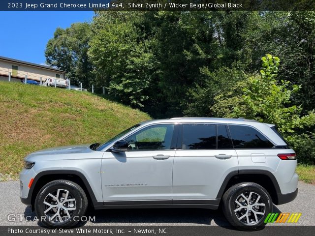 2023 Jeep Grand Cherokee Limited 4x4 in Silver Zynith
