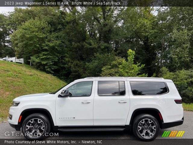 2023 Jeep Wagoneer L Series III 4x4 in Bright White