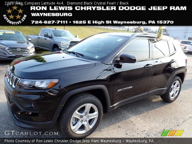 2023 Jeep Compass Latitude 4x4 in Diamond Black Crystal Pearl