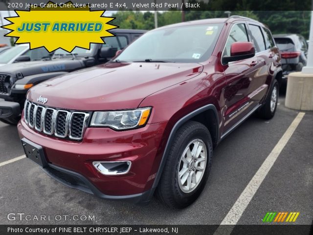 2020 Jeep Grand Cherokee Laredo E 4x4 in Velvet Red Pearl