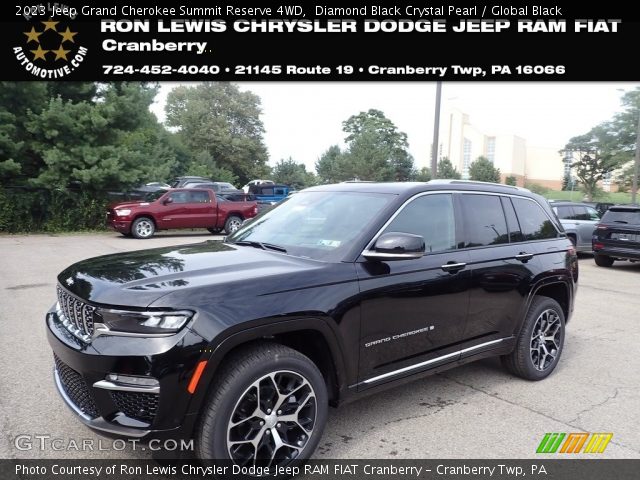 2023 Jeep Grand Cherokee Summit Reserve 4WD in Diamond Black Crystal Pearl