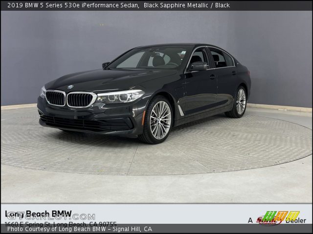 2019 BMW 5 Series 530e iPerformance Sedan in Black Sapphire Metallic