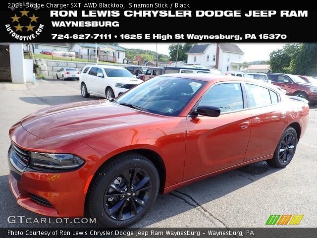 2023 Dodge Charger SXT AWD Blacktop in Sinamon Stick
