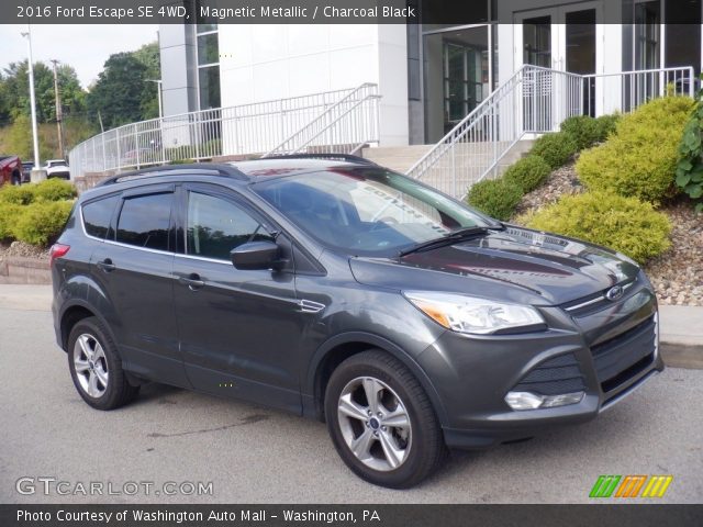 2016 Ford Escape SE 4WD in Magnetic Metallic