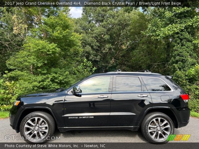 2017 Jeep Grand Cherokee Overland 4x4 in Diamond Black Crystal Pearl