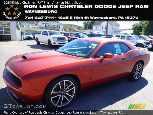 2023 Dodge Challenger R/T Plus in Sinamon Stick