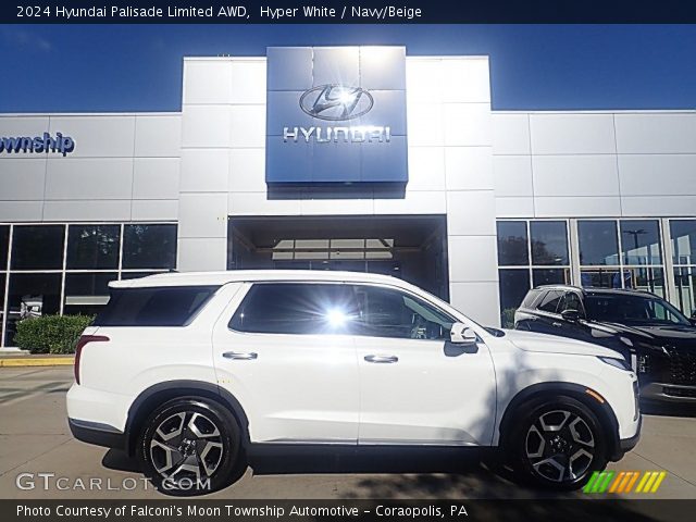 2024 Hyundai Palisade Limited AWD in Hyper White