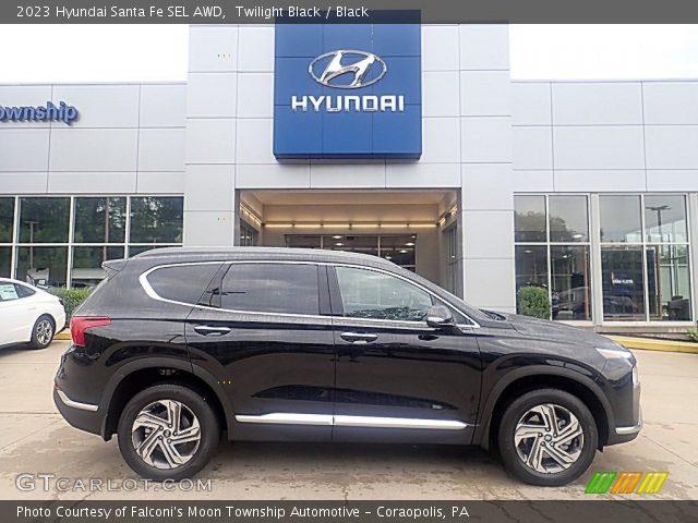 2023 Hyundai Santa Fe SEL AWD in Twilight Black
