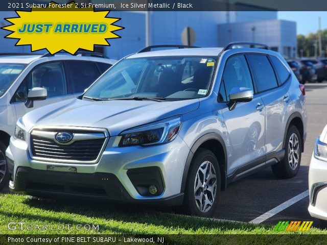 2021 Subaru Forester 2.5i Premium in Ice Silver Metallic