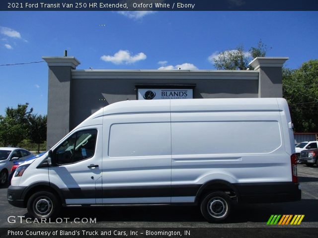2021 Ford Transit Van 250 HR Extended in Oxford White