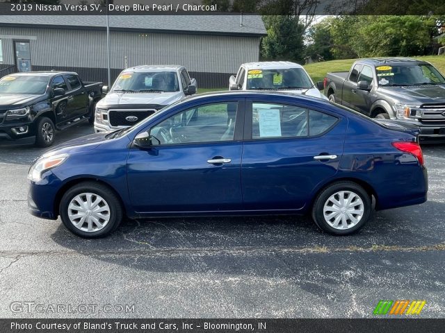 2019 Nissan Versa SV in Deep Blue Pearl
