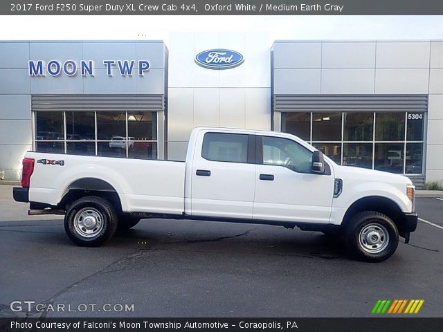 2017 Ford F250 Super Duty XL Crew Cab 4x4 in Oxford White