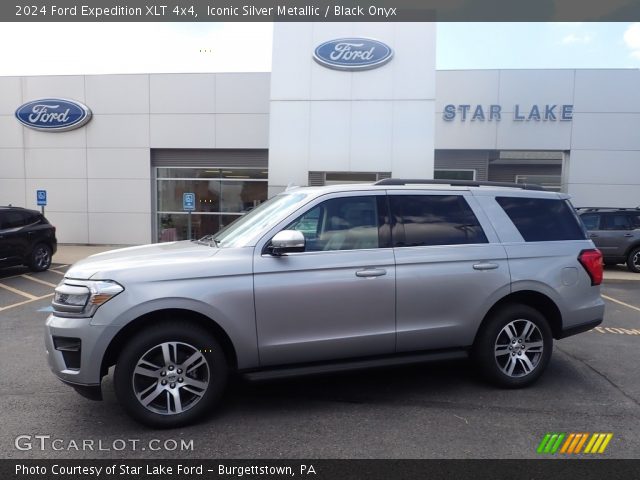 2024 Ford Expedition XLT 4x4 in Iconic Silver Metallic