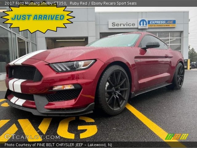 2017 Ford Mustang Shelby GT350 in Ruby Red