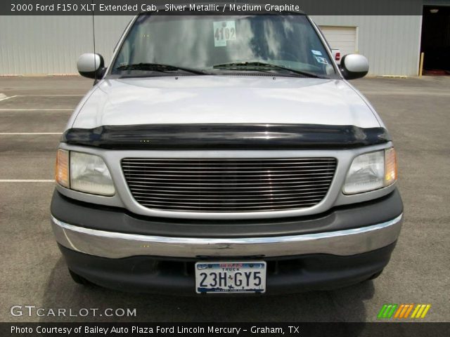 2000 Ford F150 XLT Extended Cab in Silver Metallic