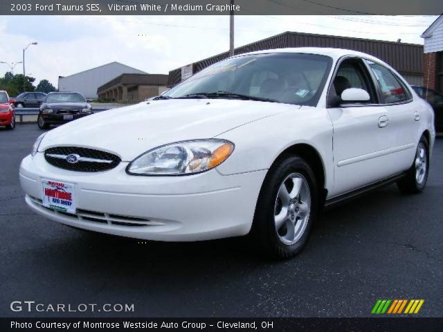 2003 Ford Taurus SES in Vibrant White