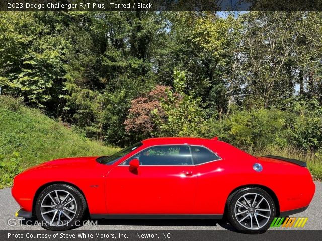 2023 Dodge Challenger R/T Plus in Torred