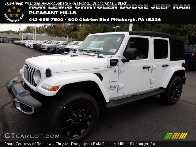 2024 Jeep Wrangler 4-Door Sahara 4xe Hybrid in Bright White