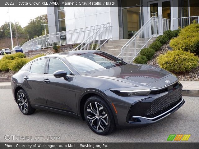 2023 Toyota Crown XLE AWD in Magnetic Gray Metallic