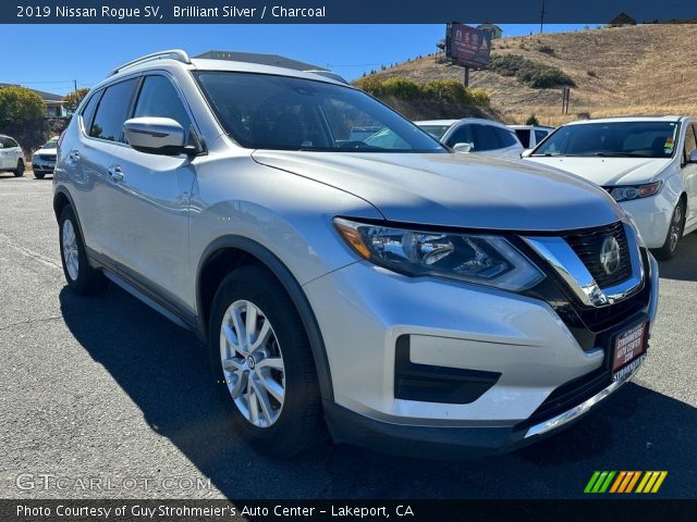 2019 Nissan Rogue SV in Brilliant Silver