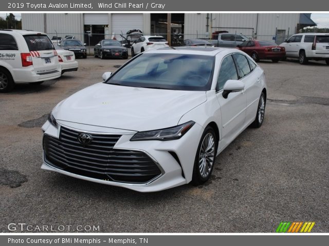 2019 Toyota Avalon Limited in Wind Chill Pearl