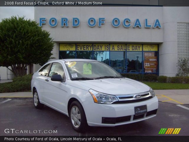 2008 Ford Focus S Coupe in Oxford White