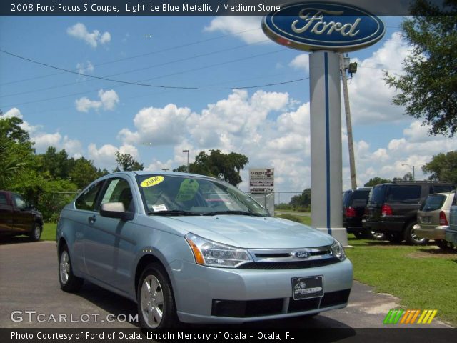 2008 Ford Focus S Coupe in Light Ice Blue Metallic
