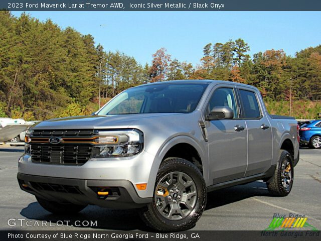 2023 Ford Maverick Lariat Tremor AWD in Iconic Silver Metallic