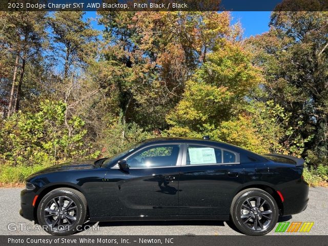 2023 Dodge Charger SXT AWD Blacktop in Pitch Black