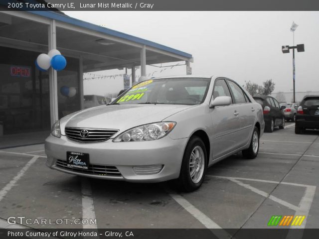 2005 Toyota Camry LE in Lunar Mist Metallic