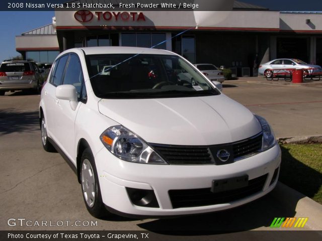 2008 Nissan versa sedan white #8