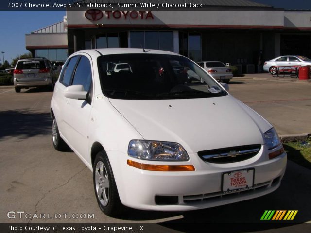 2007 Chevrolet Aveo 5 LS Hatchback in Summit White