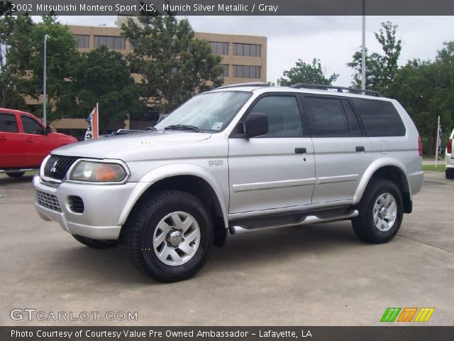 2002 Mitsubishi Montero Sport XLS in Munich Silver Metallic