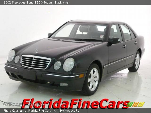 2002 Mercedes-Benz E 320 Sedan in Black