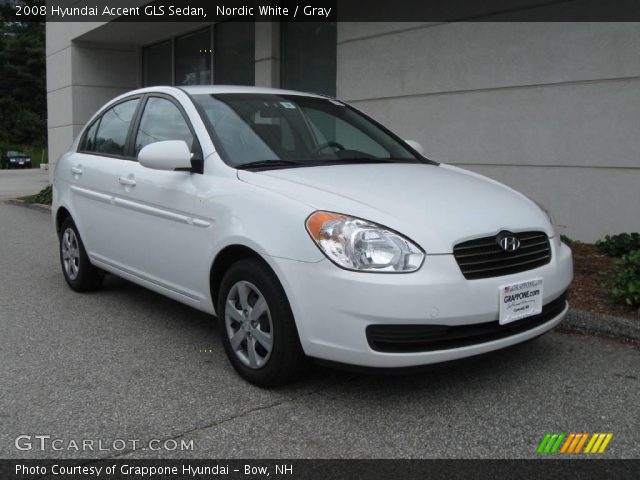 2008 Hyundai Accent GLS Sedan in Nordic White