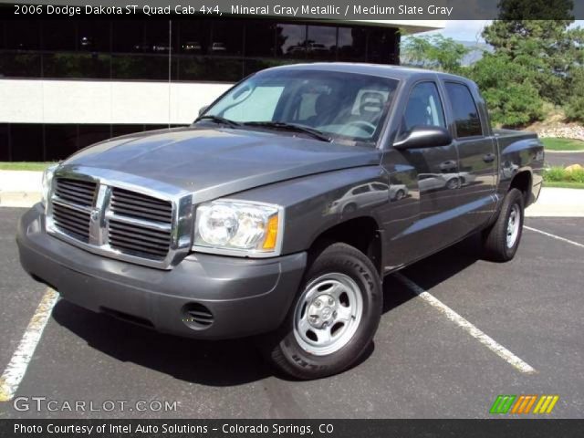2006 Dodge Dakota ST Quad Cab 4x4 in Mineral Gray Metallic