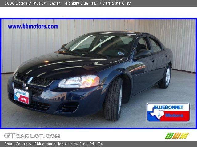 2006 Dodge Stratus SXT Sedan in Midnight Blue Pearl